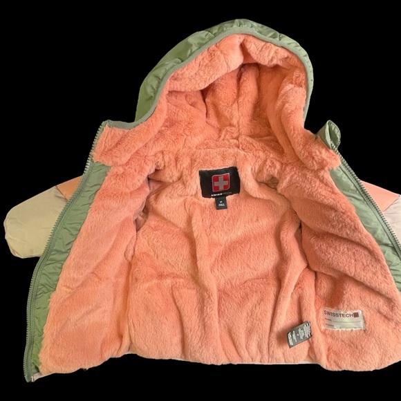 Swiss Tech Jacket - Picture 9 of 11